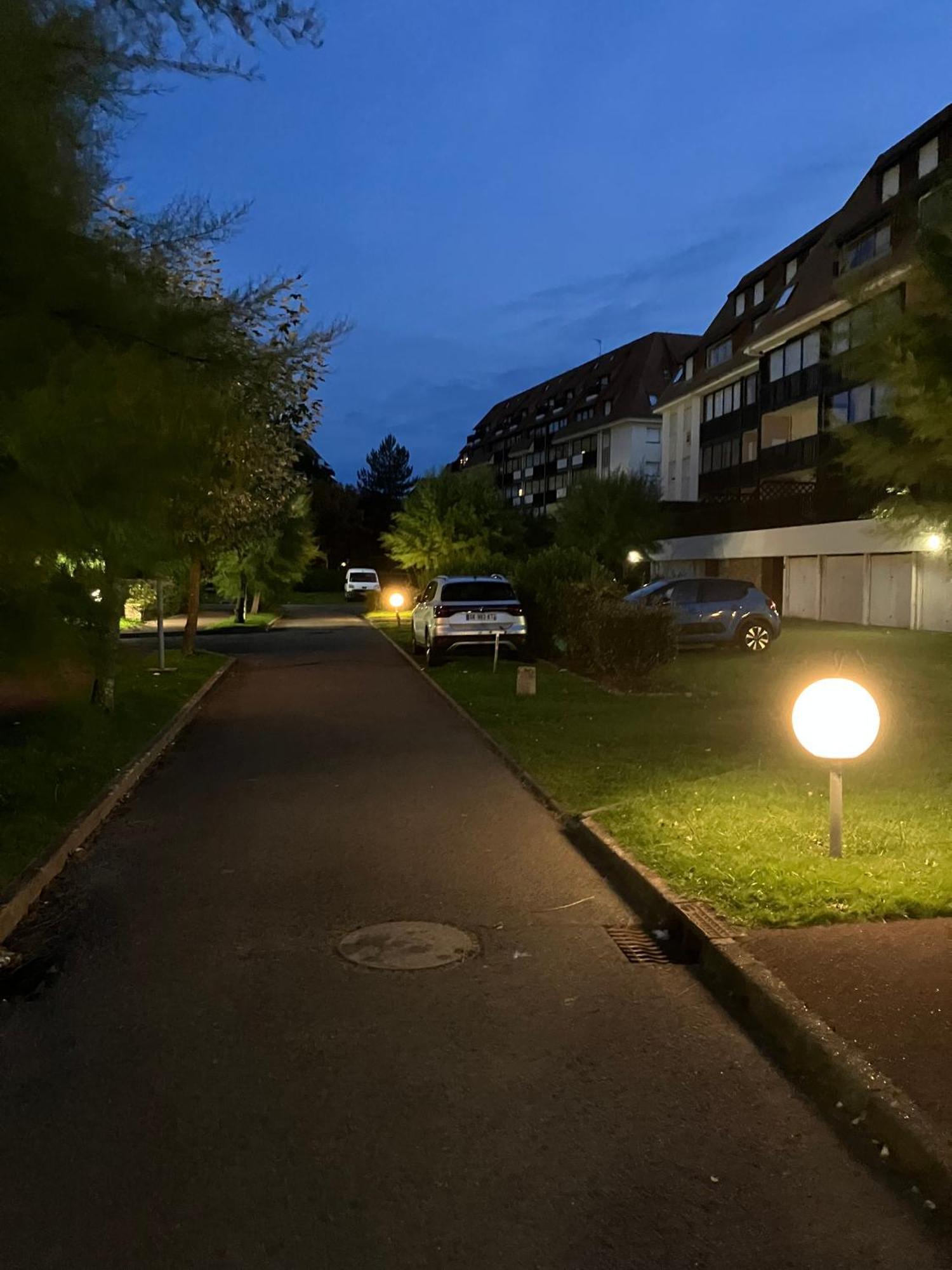 Appartement Neuf Beautiful Villers 1-4 Pers Avec Parking Prive Et A 200 M Plage Buitenkant foto